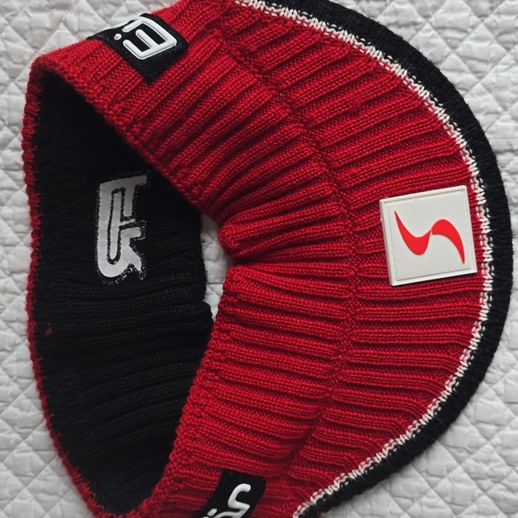 Eisbor Caps - Picture 4 of 7